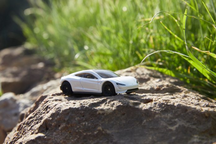 Matchbox lance une mini Tesla Roadster éco-conçue