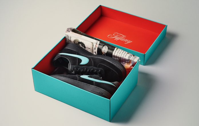Tiffany & Co. et Nike dégainent une paire de sneakers « légendaire »