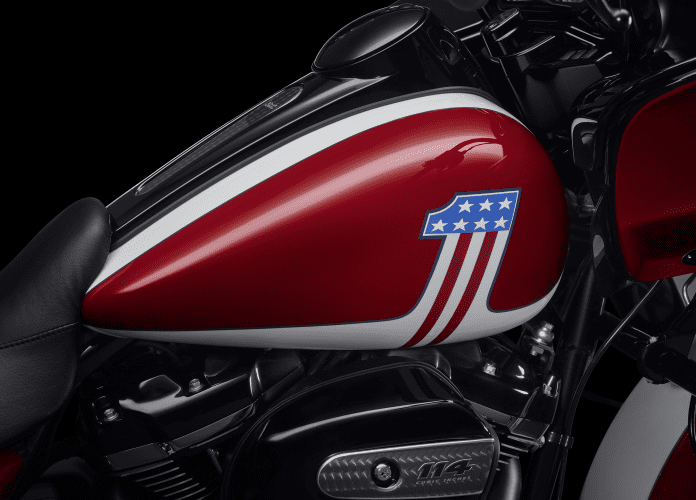 Des peintures patriotiques pour Harley-Davidson