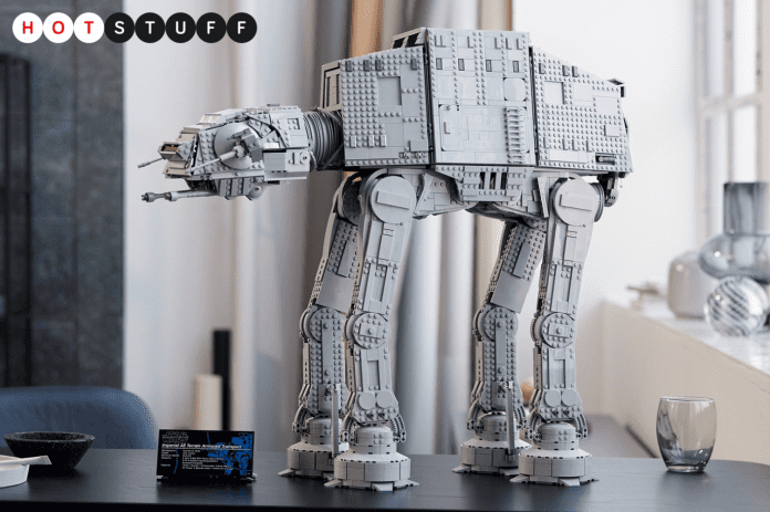 Écrasez la rébellion avec les 6785 pièces de ce Lego Star Wars AT-AT Ultimate Collector Series
