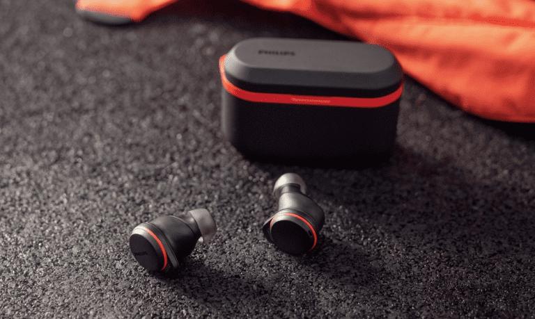 Philips A7507, des micros à conduction osseuse pour les appels