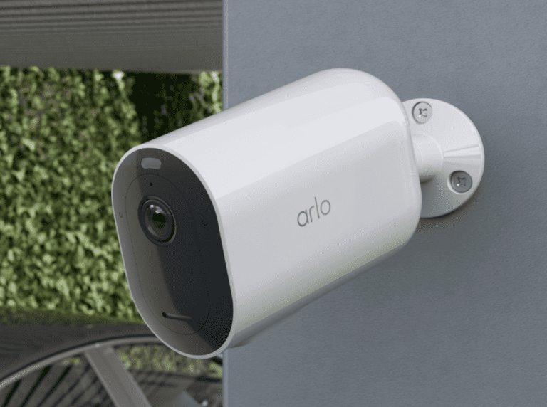 Sécurité : les caméras Arlo passent au format XXL