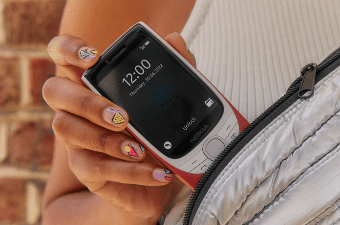 Nokia souffle sur les braises du passé avec la nouvelle version de son classique 8210