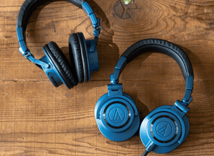 Audio-Technica décline son casque de studio ATH-M50x en édition limitée Deep Sea