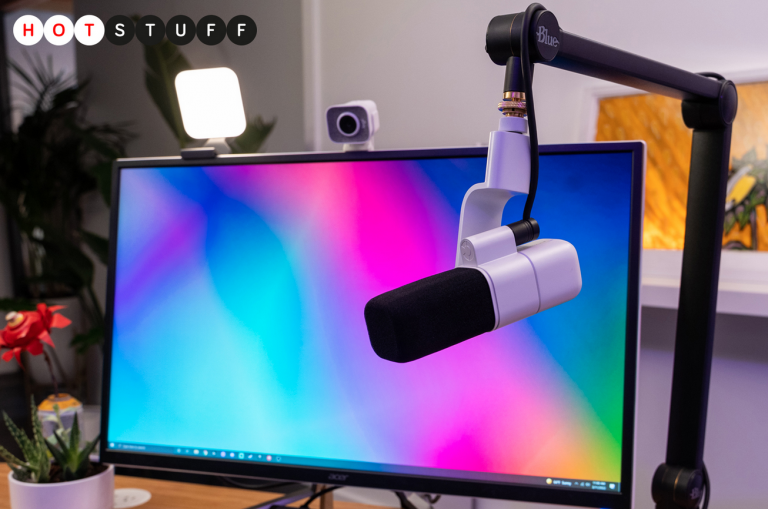 Avec Logitech Blue Sona, intensifiez votre jeu en streaming