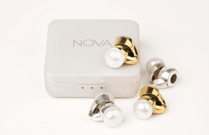 Des NOVA H1 Audio Earrings plaqués argent ou or pour le réveillon