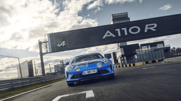 Nouvelle Alpine A110 R : la plus radicale des A110 à l’essai