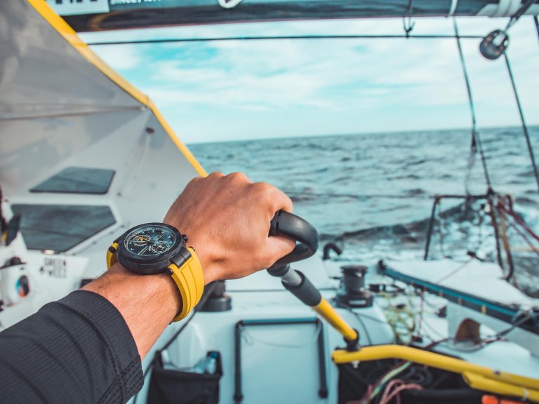 Une Herbelin Newport Carbone Titane à la Route du Rhum