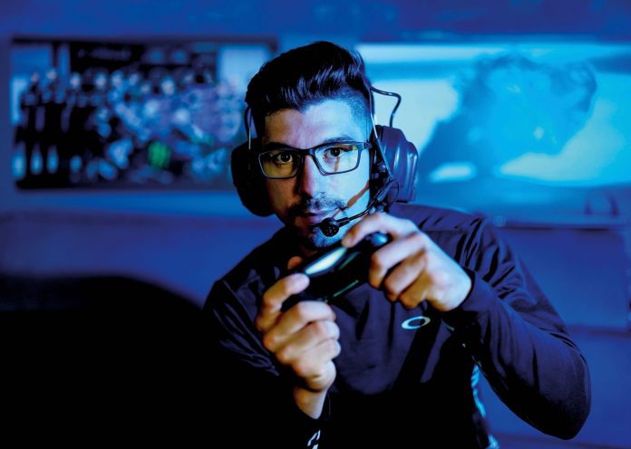 Oakley lance ses lunettes de gaming Prizm