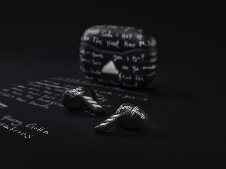 Des Adidas Z.N.E. 01 ANC Quavo en édition limitée avec Quavo