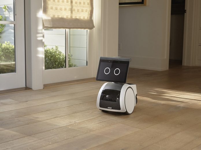Amazon Astro est un robot autonome pour la maison - et il arrive cette année
