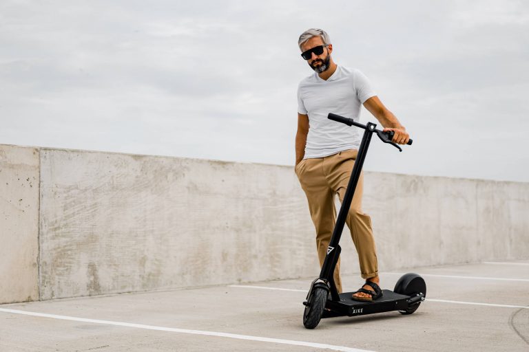 Äike, une trottinette stylée qui allie écologie et performance