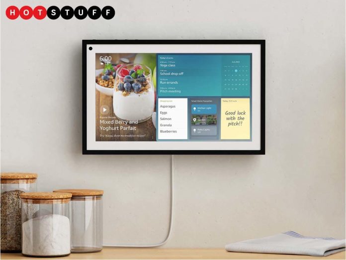 Amazon Echo Show 15 est un immense écran intelligent pour la cuisine ou la salle à manger