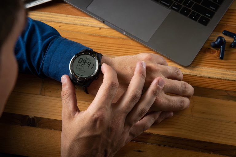 TicWatch Pro, la smart watch qui voit double