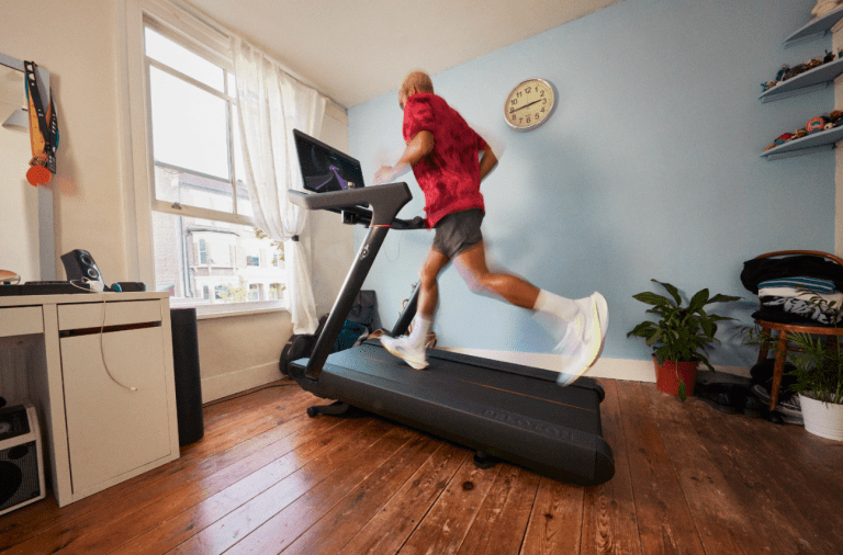 Le nouveau jeu Lanebreak Tread de Peloton gamifie vos séances de fitness