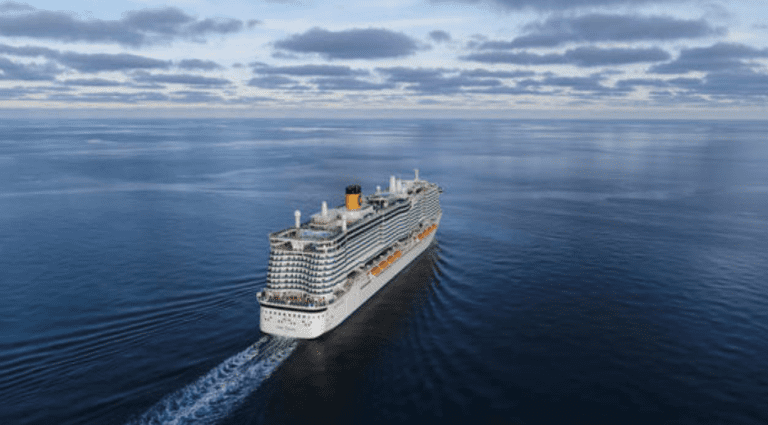 Costa Croisières installe la technologie wifi Starlink de SpaceX sur son navire amiral, le Costa Toscana