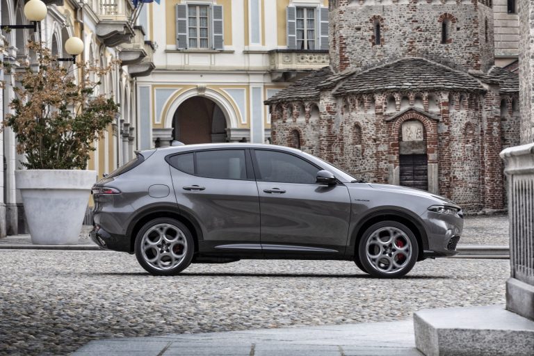 Essai – Alfa Romeo Tonale Q4 PHEV : le trèfle sort les griffes