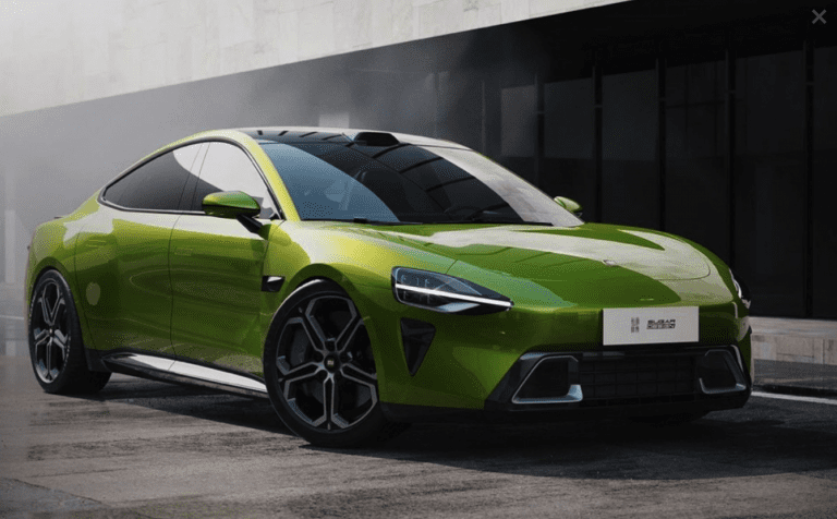 Voici à quoi va ressembler la première voiture électrique signée Xiaomi
