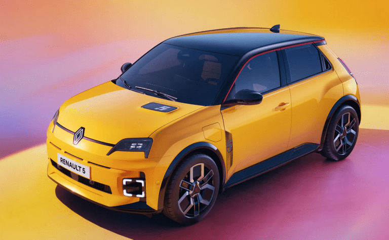 La Renault 5 E-Tech Electric allie esprit rétro et attrait électrique