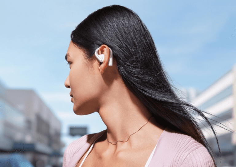 Soundcore lance ses premiers écouteurs a oreilles libres AeroFit et AeroFit Pro