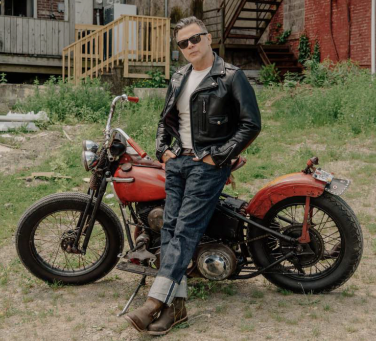 Une veste en cuir Schott NYC pour les BikeRiders