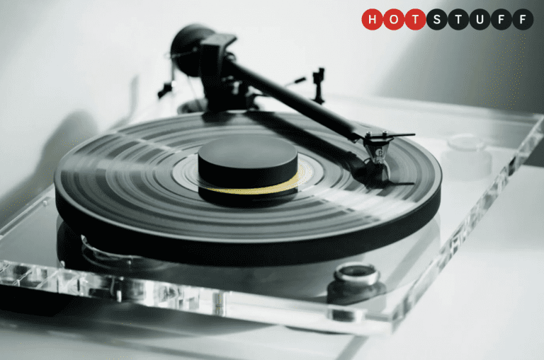 Cette platine vinyle transparente Pro-Ject est tout simplement la plus belle