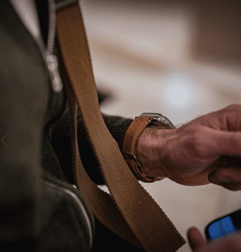 Un bracelet français Eternel pour votre Apple Watch