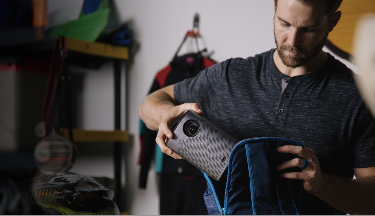 XGIMI Halo+ New, un vidéoprojecteur portable avec Netflix intégré