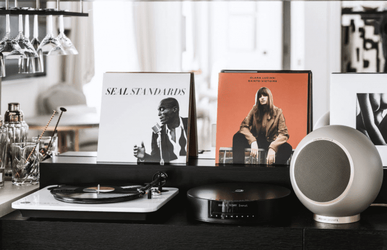 Elipson Planet L Performance une gravure de mode sonique