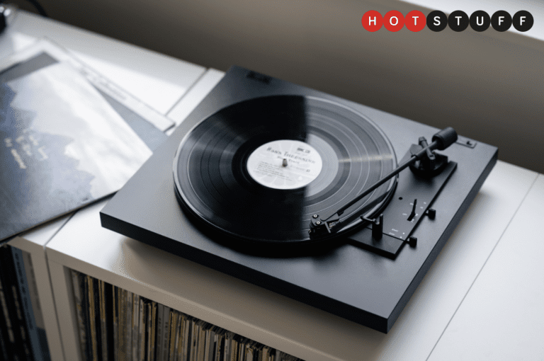 L’écoute de vinyles n’est pas plus facile qu’avec la nouvelle platine Automat abordable de Pro-Ject
