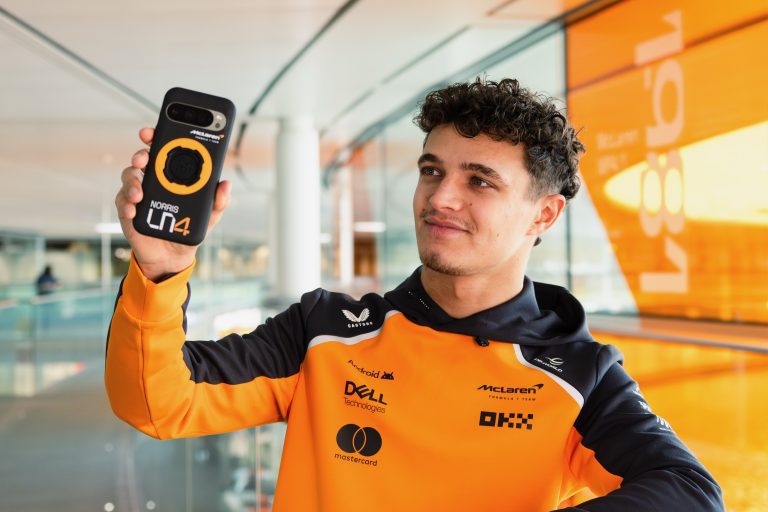 Quad Lock lance une collection McLaren Formule 1 Racing