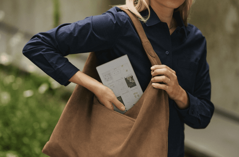 Le reMarkable Paper Pro Move, conçu pour la mobilité