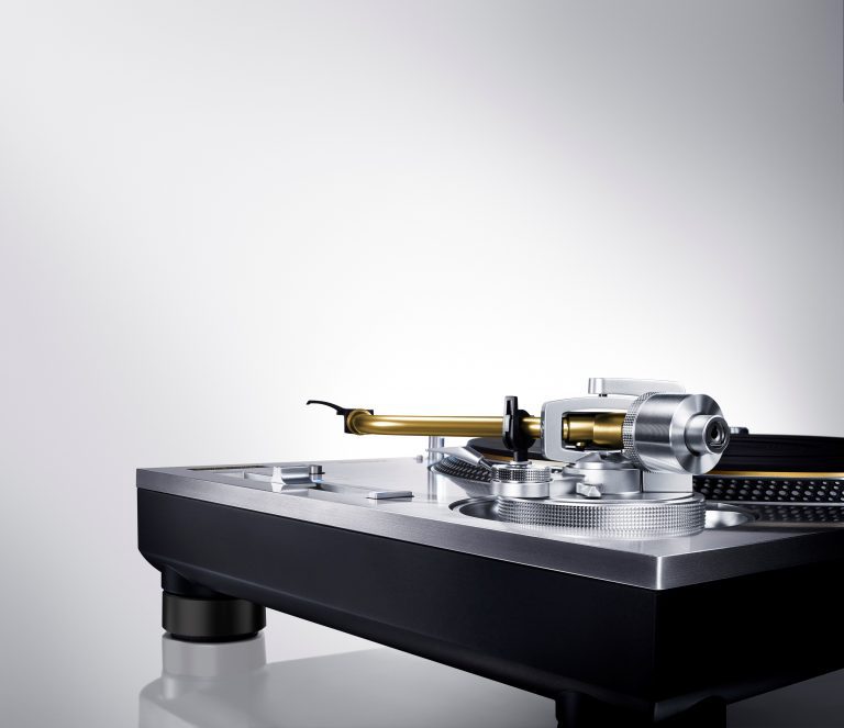 Technics dévoile l’édition ultime de sa mythique platine SL-1200G