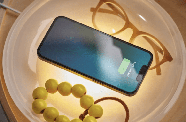 Les nouveaux chargeurs sans fil Qi2 Vastmarke d’Ikea ​​sont mignons, abordables et pratiques