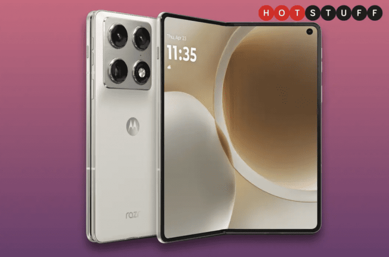 CES 2026 – Le Moto Razr Fold se prend pour un livre