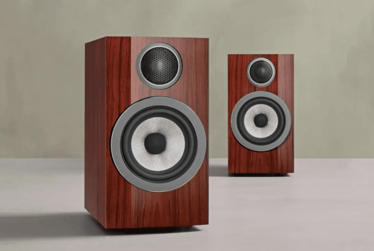 L’enceinte bibliothèque Bowers & Wilkins 707 S3 Prestige Edition offre un confort exceptionnel