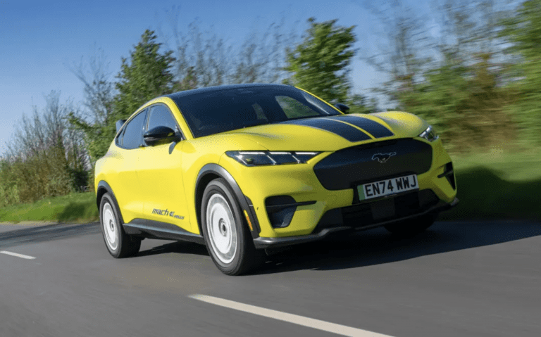 On a essayé la Ford Mustang Mach-E GT… Provocante !