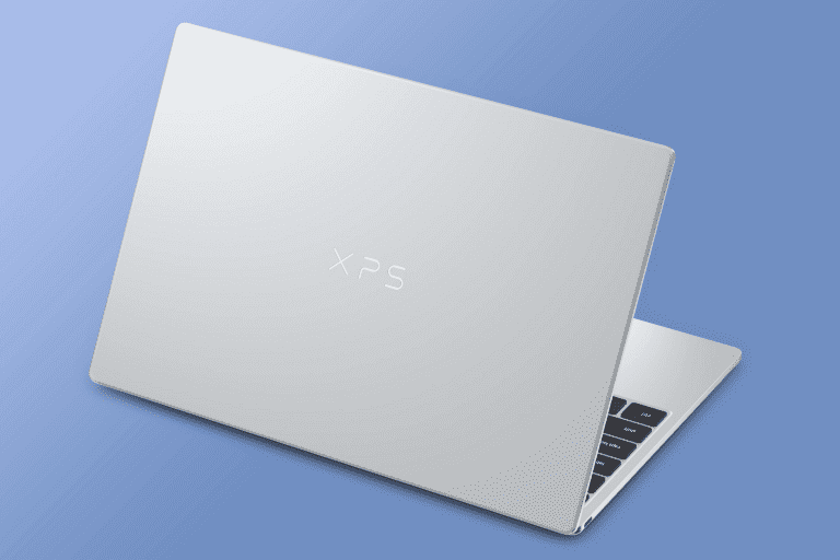 Le Microsoft Surface Laptop Ultra équipé de la puce Nvidia RTX Spark s’attaque de front au MacBook Pro